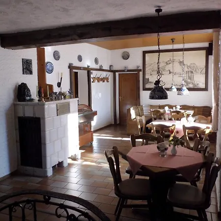 Restaurant Zur Pfanne Otel Urbar (Mayen-Koblenz)